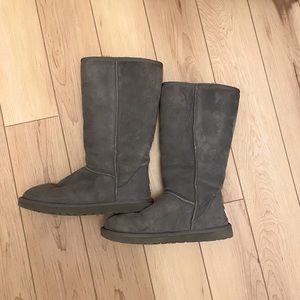 Tall Classic UGG Boots. Size 9. Used in great condition.